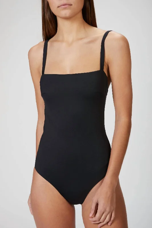 Palma One-Piece In Black