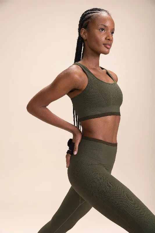 Seamless Contour Sports Bra